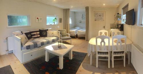 Solhaga Kullahalvön (Solhaga Kullahalvon) in 約斯托普