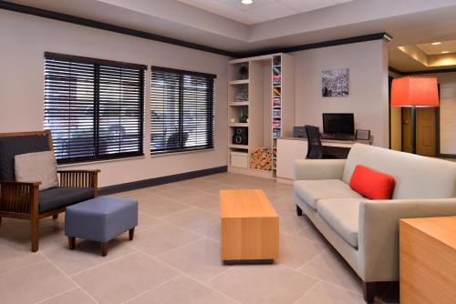 Country Inn & Suites by Radisson Raleigh-Durham Airport NC - main image