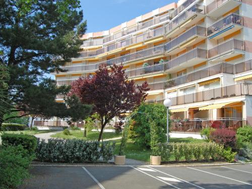 Apartment Les Trois Mousquetaires by Interhome