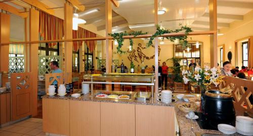 Restaurant, Austrian Sports Resort, BSFZ Obertraun in Obertraun