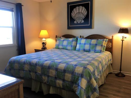 Edgewater 62 by Bender Vacation Rentals - main image