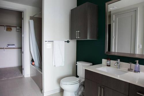 Luxe 1BR in Downtown Austin #1507 by WanderJaunt - image 9