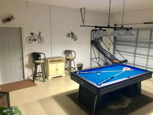 Large 3 Bedroom Home 15 Minutes From Walt Disney World - image 9