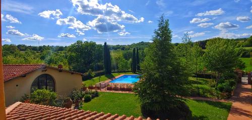 Torrebianca Tuscany - Accommodation - Rignano sullʼArno