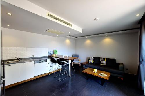 Degirmenburnu Residence - image 12