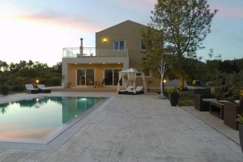  Land Of Sirius in 49084 Halikounas