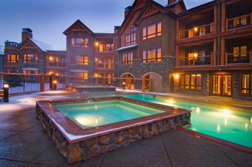 Breckenridge Luxury Ski-In, Ski-Out Condos in Breckenridge, USA