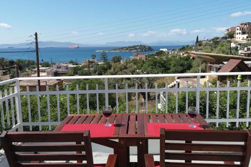  Family Villas Salamina Home-120m² Garden-500m² in Kakí Vígla