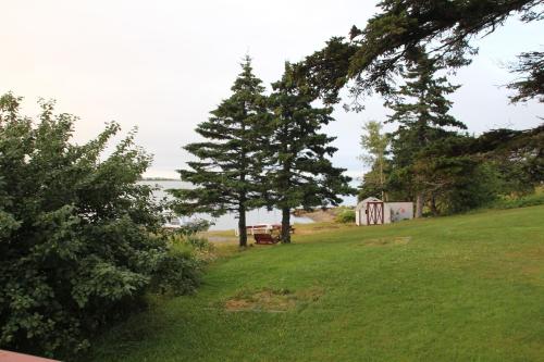 周邊環境, 山景海邊別墅酒店 (Mountain Vista Seaside Cottages) in 東保拉德里 (NS)