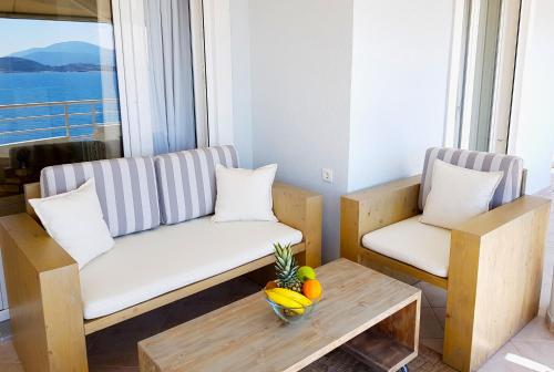 Limani Luxury Apartment Beachfront 1 - image 8