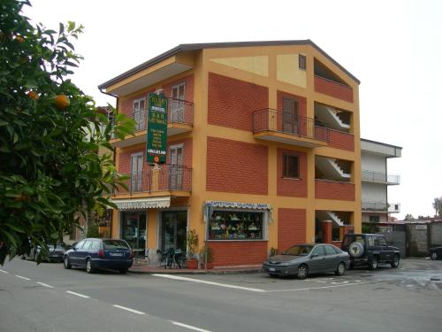 Caffè Nuovo 2 Holiday Rooms - image 4