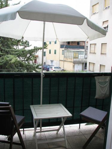 Apartment Zoran-with terrace - image 5