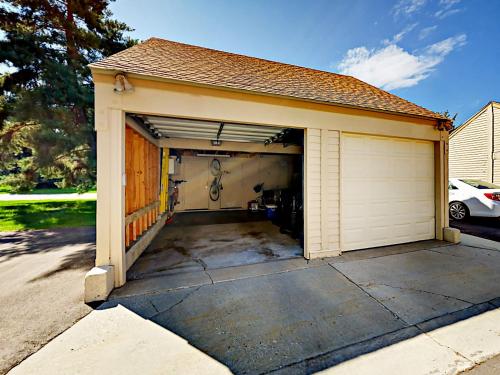 76 Vantage Court Condo - image 4