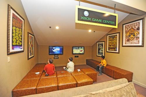 Forest Suites Resort at the Heavenly Village - image 8