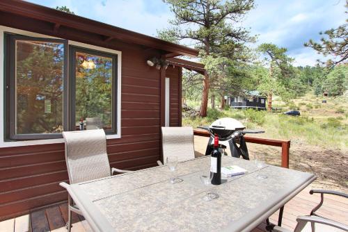 Blue Jay Bungalow - image 13