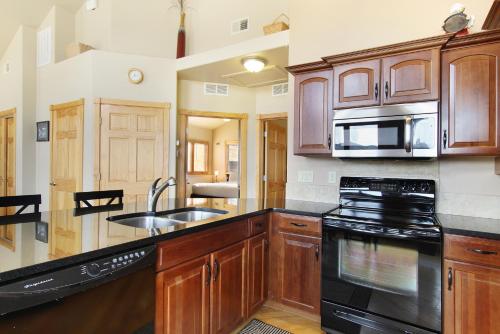 Ouzel Peak 22A Condo - image 2