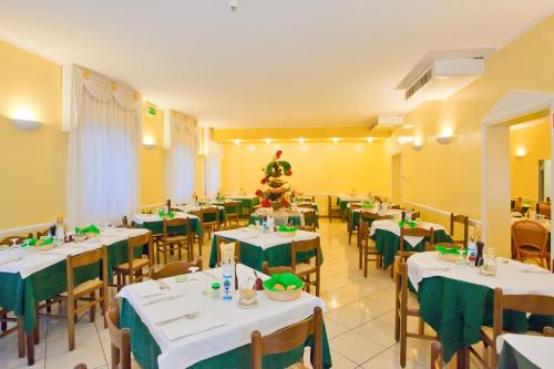 Hotel Catto Suisse - image 5