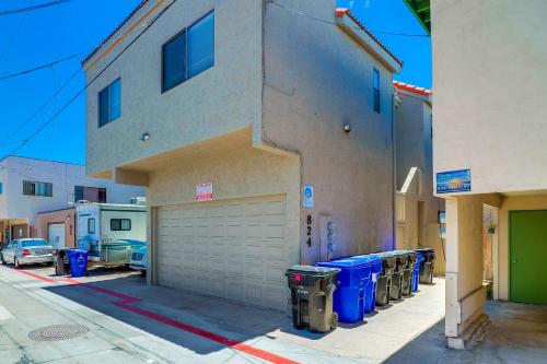 Bayside Deluxe Condo - image 8