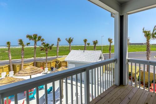 Padre Island Townhome - image 2