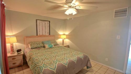 122 Condo - image 7