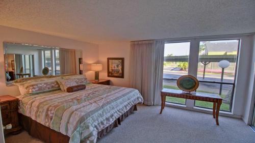 118 Condo - image 7
