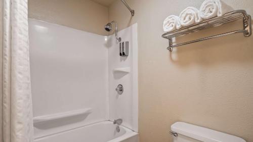 Best Western Yuba City Inn - image 4