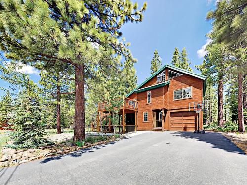 Tahoe Donner House - main image