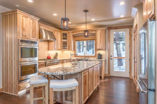 3708 Verdon Lane Home - main image