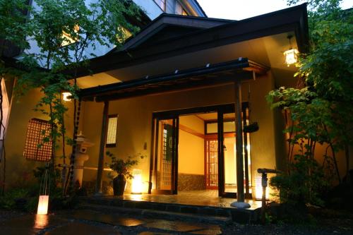 奧每特圖寄旅館 Oumeitei Tsuji Ryokan