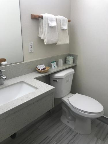Manhattan Inn & Suites in Manhattan Beach, USA