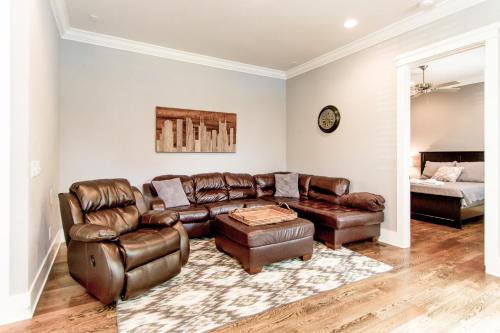 Rental in Nashville House - image 8