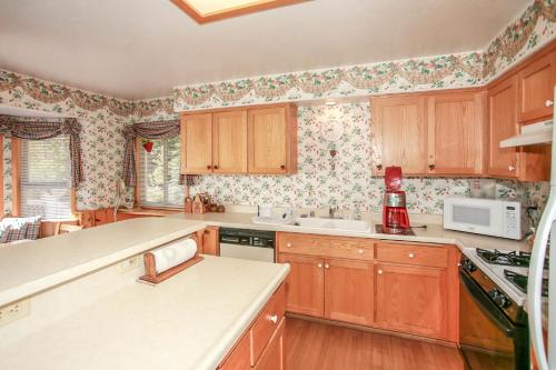 The Treehaus Home - image 8
