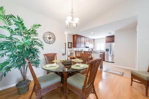 2305 SW 19th Home - image 4