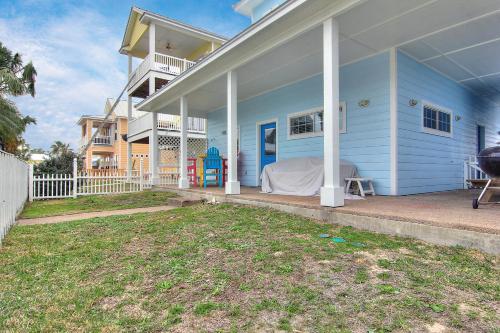 Bibby'S Beach Bungalow Home - image 9