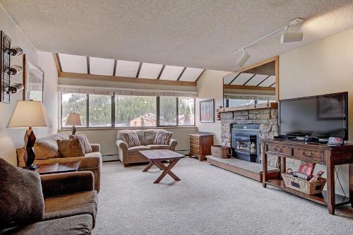 VS549 Village Square Condo