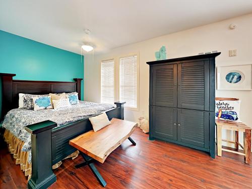 Studio Condo Off Scenic Highway 30A - image 5