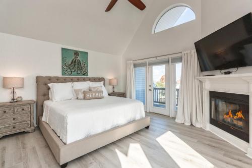 Destin Harbor Waterfront Gem Townhouse - image 6