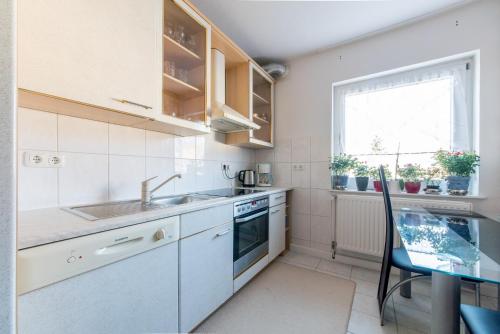 ID 6558 | Private Apartment - image 3