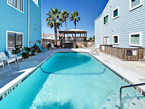 15010 Leeward Dr Condo Unit 203 - image 2