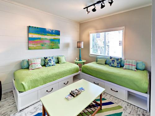 15010 Leeward Dr Condo Unit 203 - image 3
