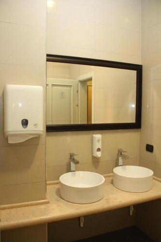 Hotel Adriatik 2 – Durres, AL