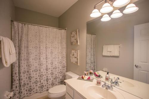 Dolce Villa Townhome - image 9