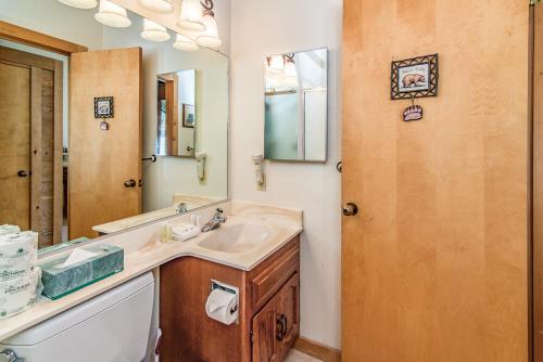 Mountain Views at Northstar Townhouse - image 2