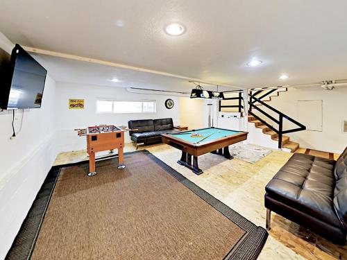 1154 Lone Indian Trail Home - image 7