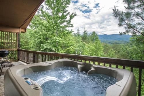 Country Bear Hideaway - image 7