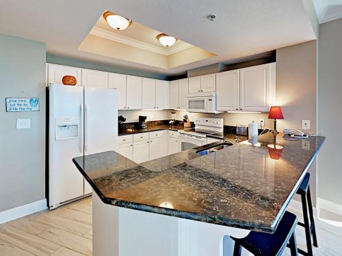 1010 West Beach Condo - image 5