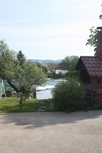 LGP Exclusive Apartment - image 2