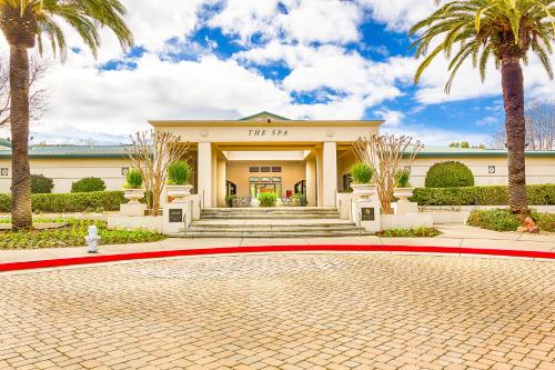 Studio Condo Near Trails #SILV288C - image 9