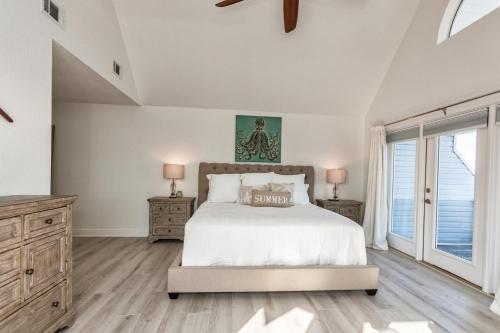 135 Durango Townhouse - image 2