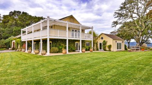 Sonoma Valley Vineyard Estate - image 7